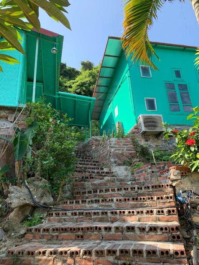 Ocean Beach Resort Cat Ba Island Esterno foto