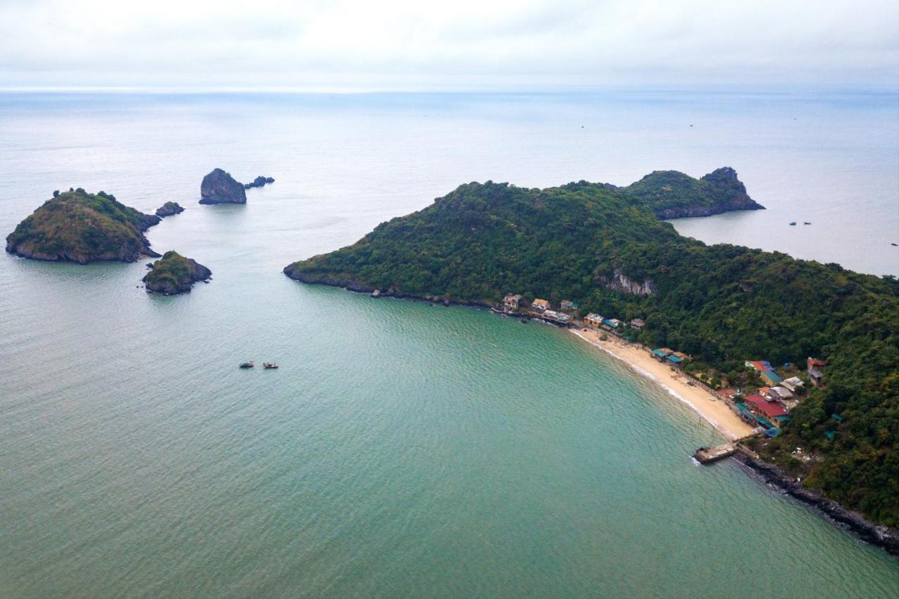 Ocean Beach Resort Cat Ba Island Esterno foto