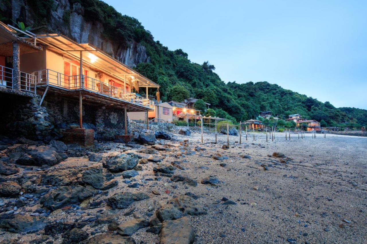 Ocean Beach Resort Cat Ba Island Esterno foto