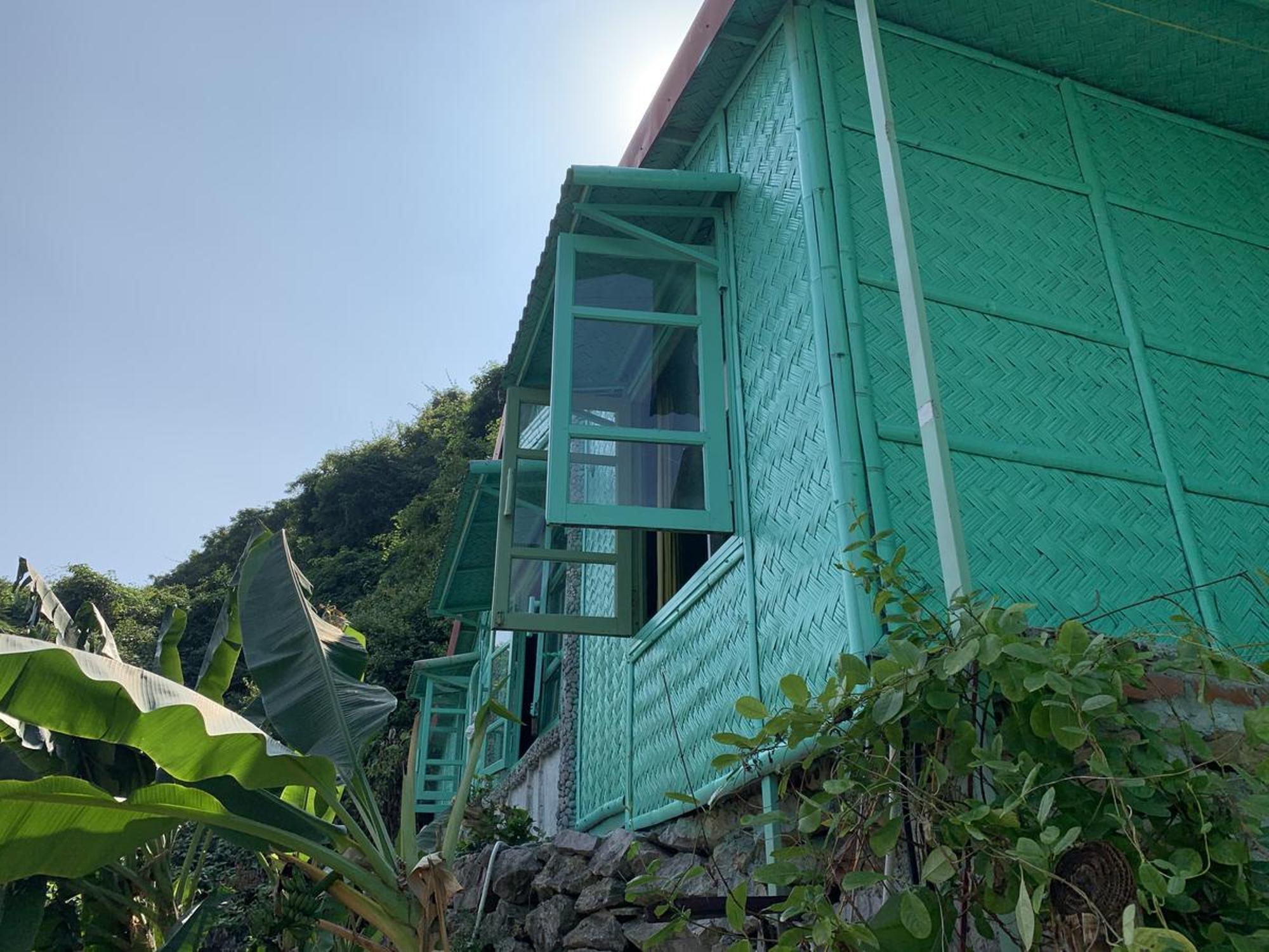 Ocean Beach Resort Cat Ba Island Esterno foto