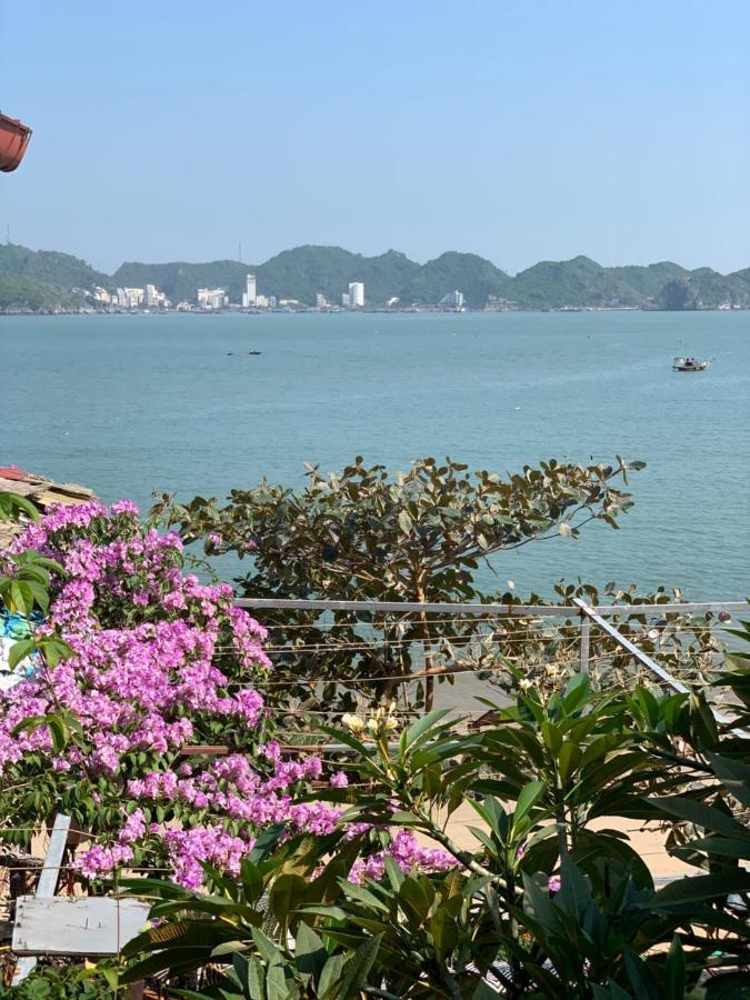 Ocean Beach Resort Cat Ba Island Esterno foto