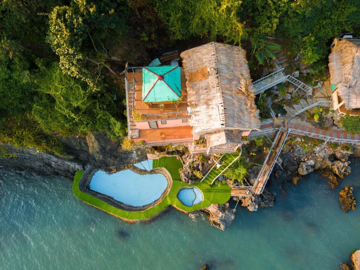 Ocean Beach Resort Cat Ba Island Esterno foto